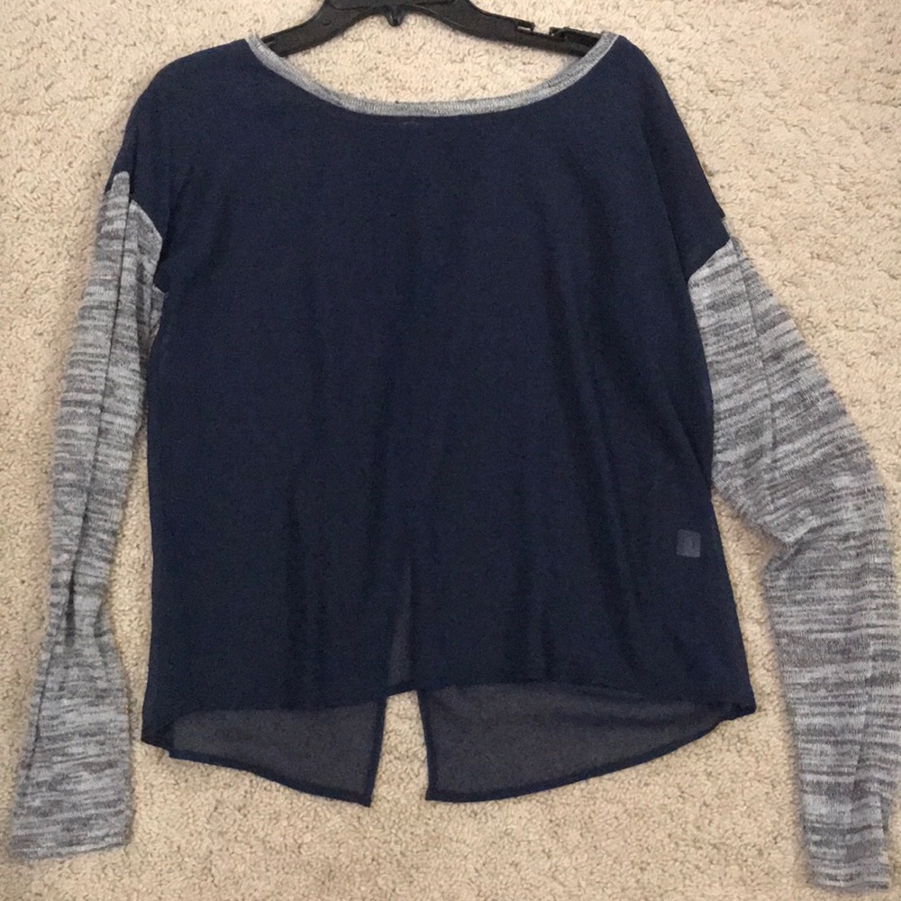 Women top